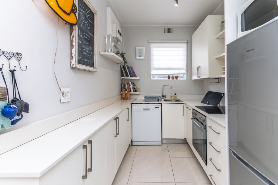 2 Bedroom Property for Sale in Green Point Western Cape